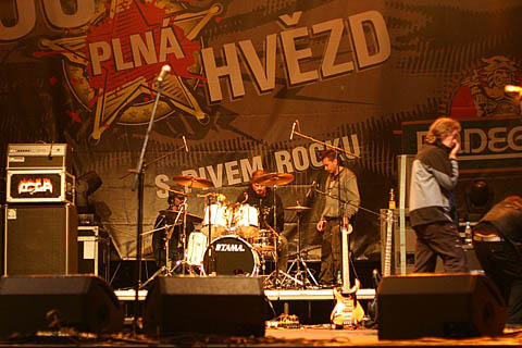 Waltari_2007_Trinec_021